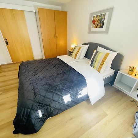 Aday - Central Terrace Apartment In Hjorring Bagian luar foto