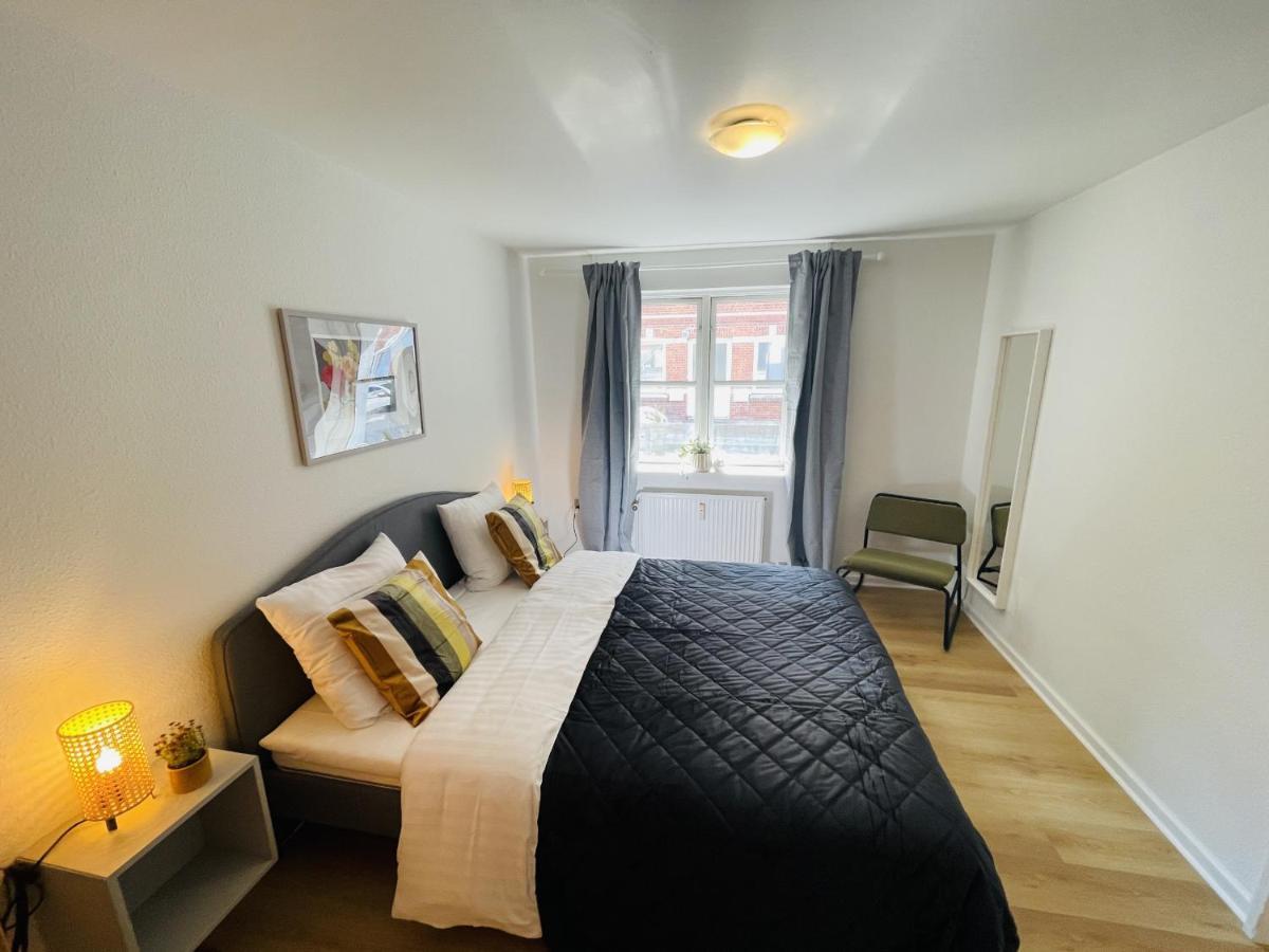 Aday - Central Terrace Apartment In Hjorring Bagian luar foto